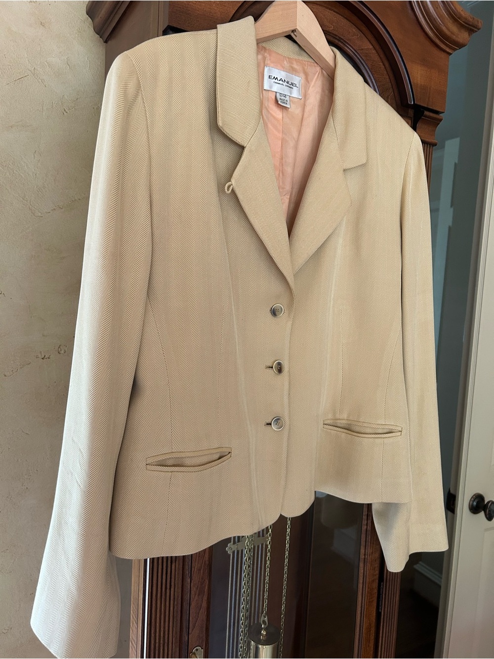 Emanuel Ungaro Light Beige Tailored Women's Blazer